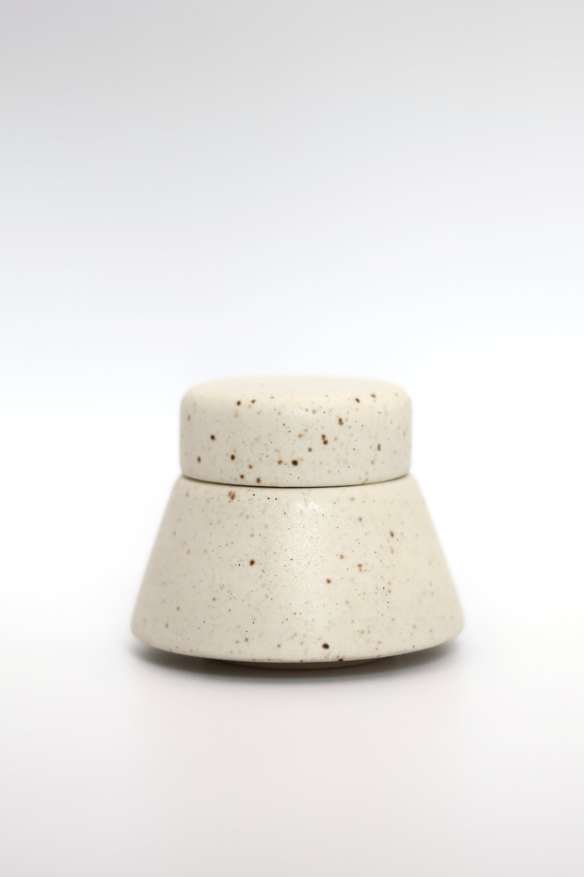 PORCELAIN FORM No. V