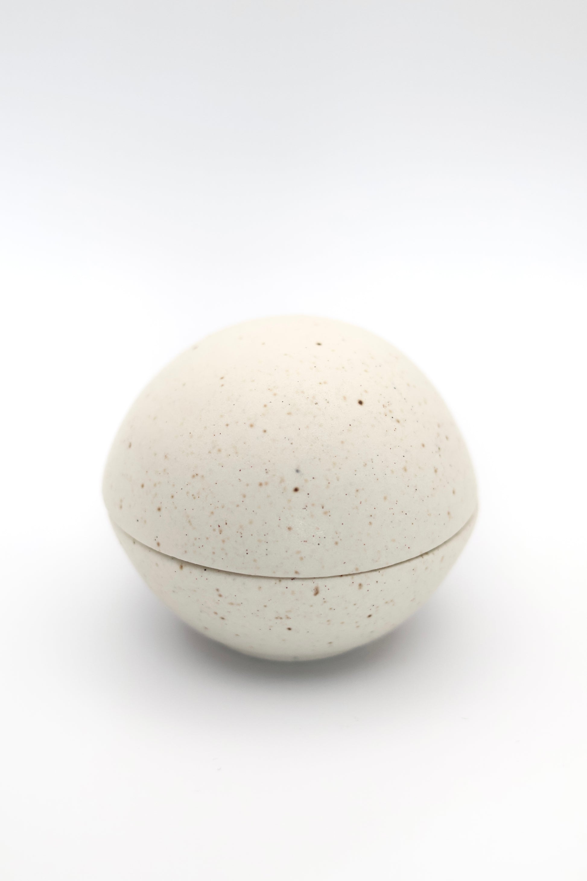 PORCELAIN FORM No. III